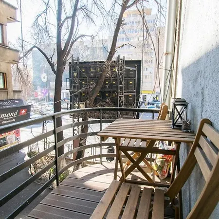 Downtown Oasis - Secured Parking Nearby - Self Check In - Metro Station At 1min Apartment Bucharest