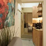 Apartment Oldtown Oasis --- Self Check In --- Metro Station At 1min --- Secured Parking Nearby--- *